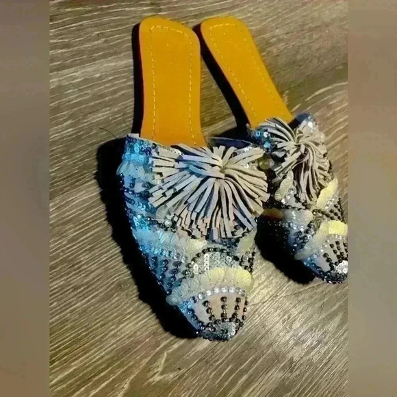 lani embellished room slip on - Picture 5 of 7